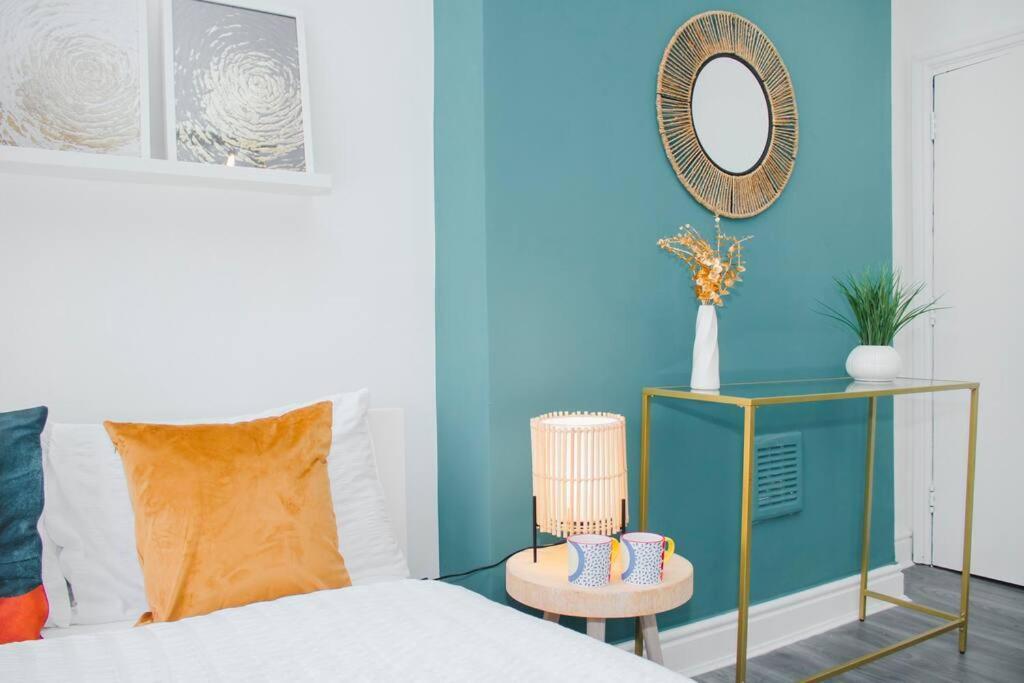 Effortless Living: Fully Equipped Studio Liverpool