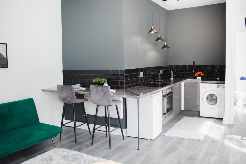 Apartment Effortless Living: Fully Equipped Studio Liverpool