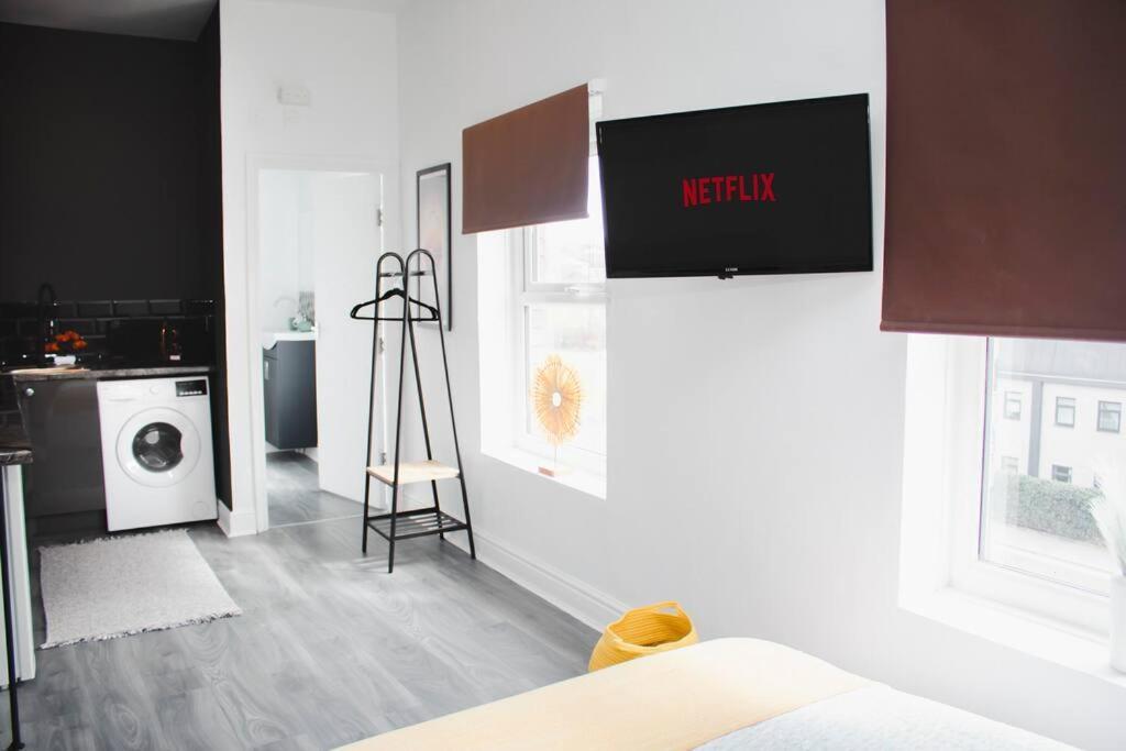 Apartment Effortless Living: Fully Equipped Studio *