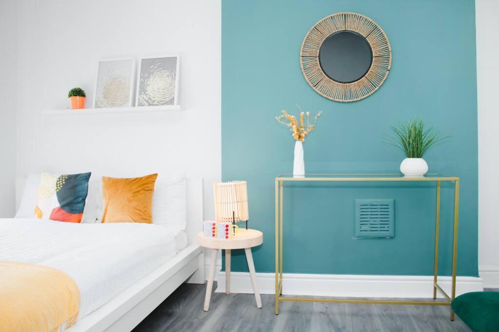 Effortless Living: Fully Equipped Studio Liverpool