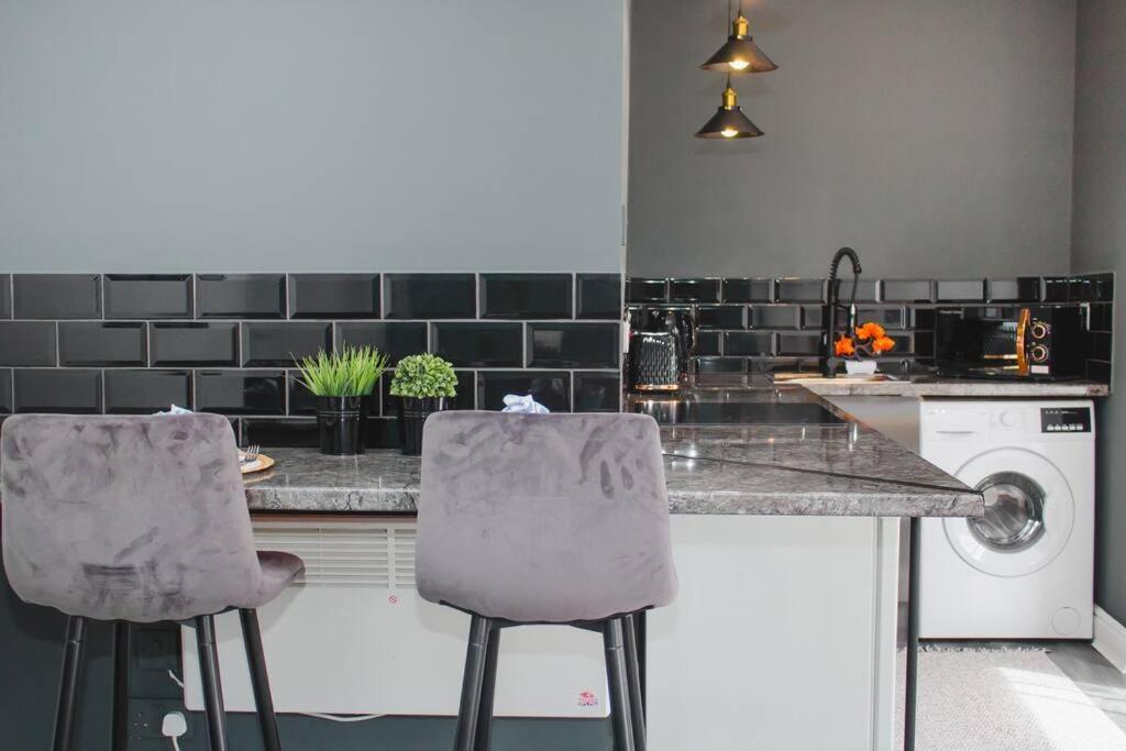 Effortless Living: Fully Equipped Studio